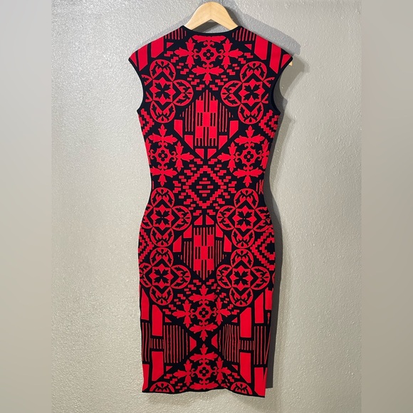 Alexander McQueen Red and Black Patterned Dress - Size S/XS - Picture 3 of 3